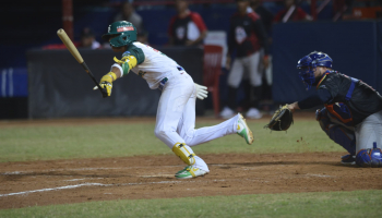 Luis Hernández con hit de oro se encargó de dejar en el terreno a Líderes en Barquisimeto. Luis Hernández con hit de oro se encargó de dejar en el terreno a Líderes en Barquisimeto.