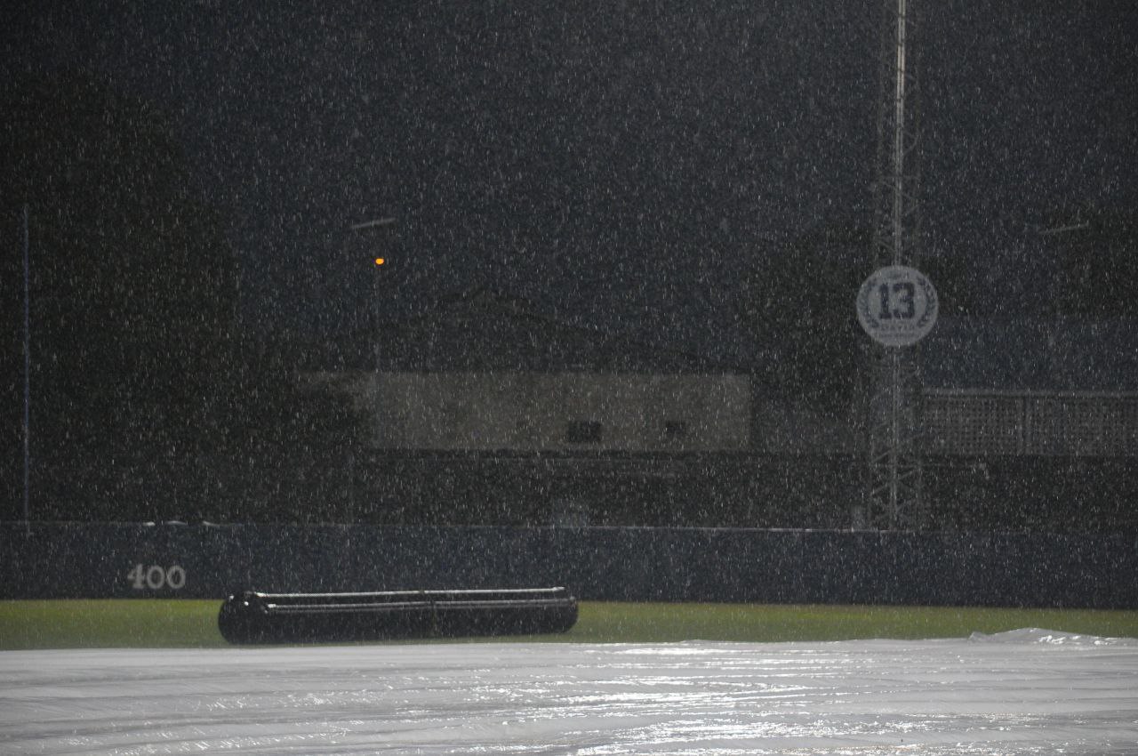 LLuvia en el jose perez colmenares de Maracay