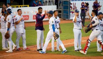 Marineros blanqueó a Guerreros en el primero de la doble tanda