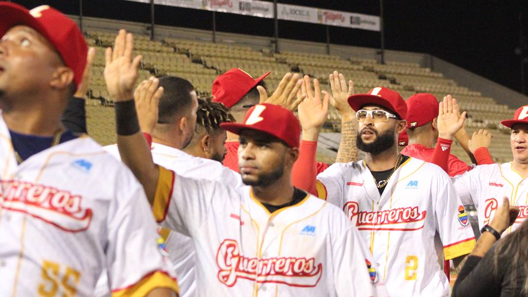 Guerreros le ganó el primero a Centauros